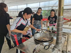 鳳凰山生態(tài)園趣味團隊游方案